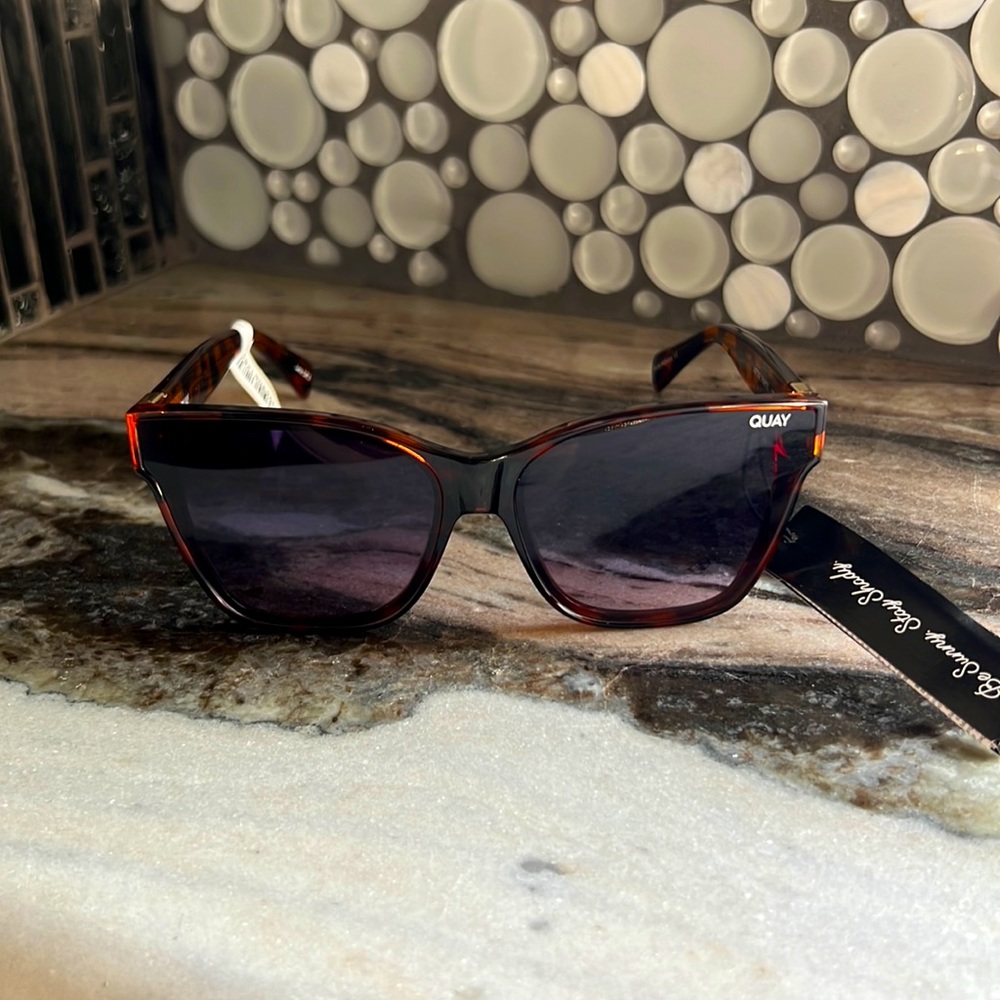 QUAY Sunglasses After Party 1212